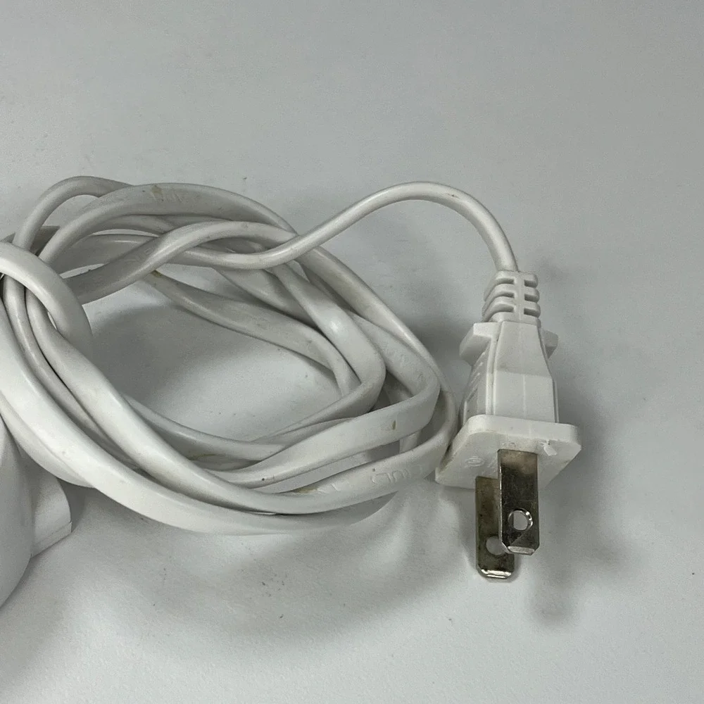 Braun Oral-B Electric Toothbrush Charger Base Type 3757 White 110-130V IP67